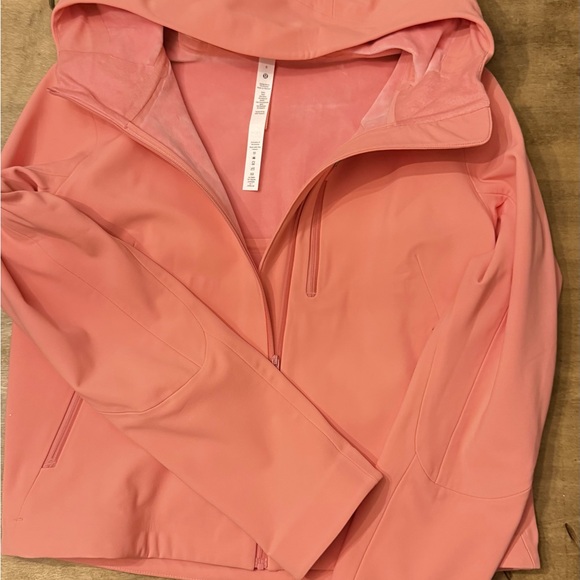 Lululemon RepelShell Classic - Picture 5 of 8